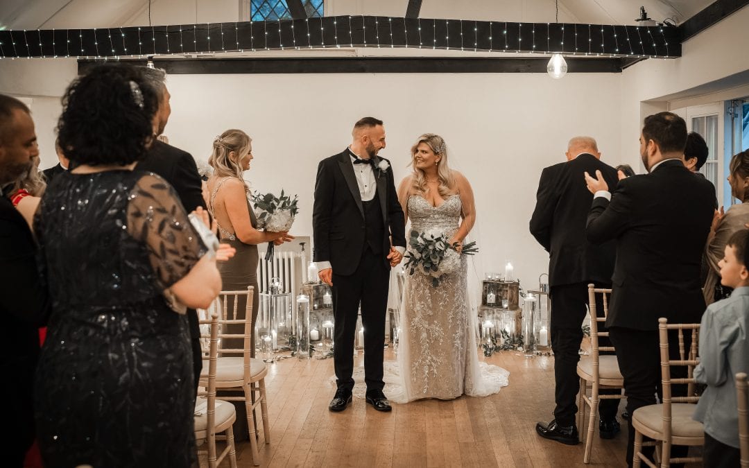 East Mersea Hall for Nichole & Steve’s Wedding